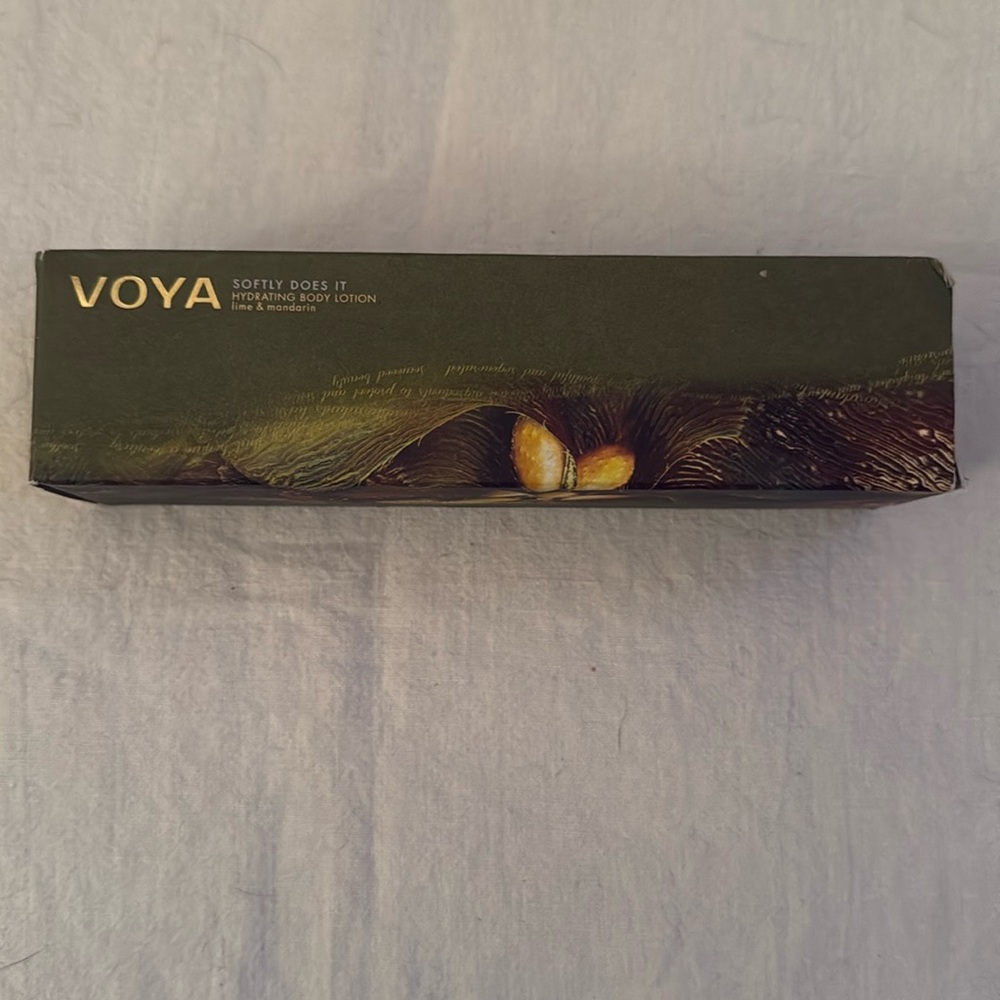 VOYA Softly Does It - Hydrating Body Lotion- Lime & Mandarin - Expired